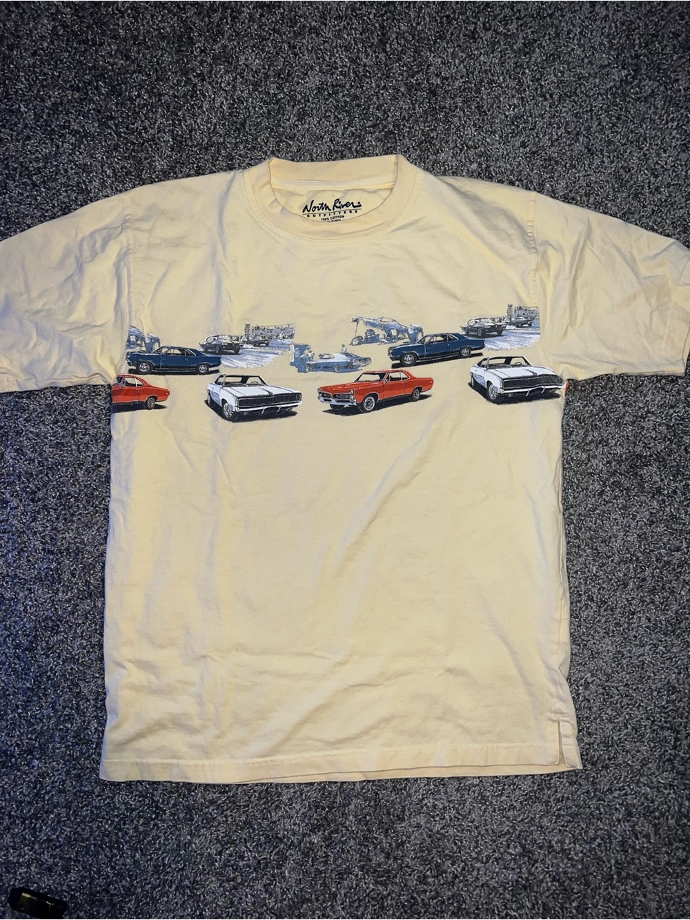 Vintage-Inspired Cream Car Graphic T-Shirt